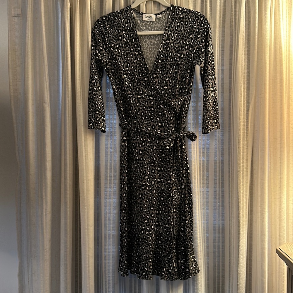Size small animal print midi dress